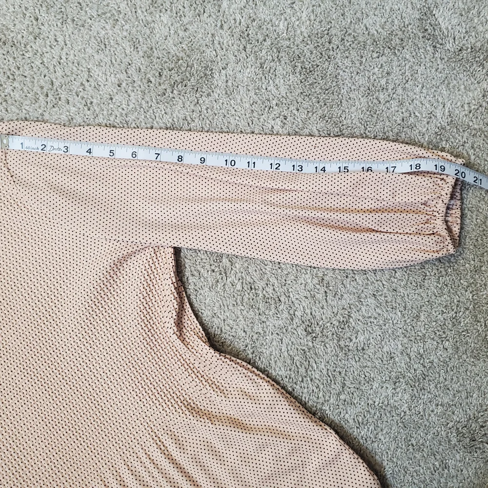 Adrianna Papell Pink Polka Dot Long Sleeve Blouse Top M EUC - Picture 3 of 8